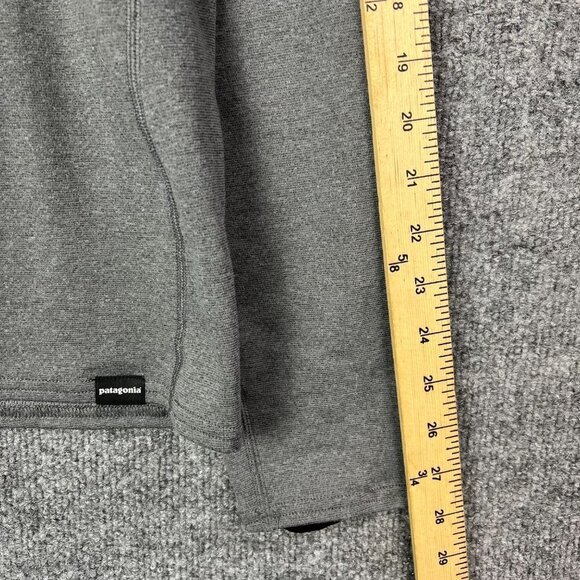 Patagonia Shirt‎ Mens M shirt Layer 1/4 Zip Lightweight Athletic - Picture 6 of 7